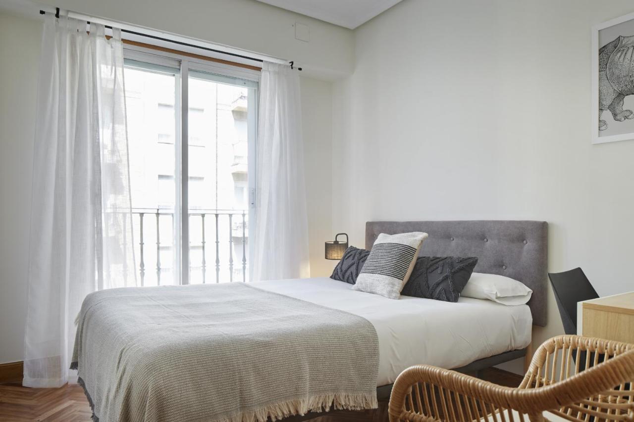 Always Easy I Cristina Enea Apartment San Sebastian Ngoại thất bức ảnh